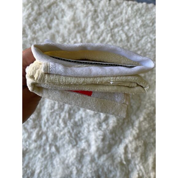 Disney Mickey & Minnie Holiday Hand Towels 2 Pack 15"x25" Embroidered Cotton NEW - Picture 8 of 9